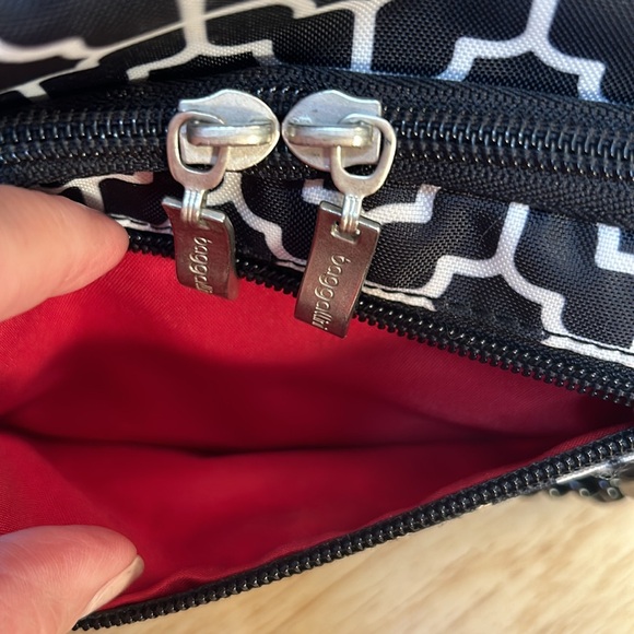 Baggalini Crossbody With Front Wallet - Picture 8 of 12